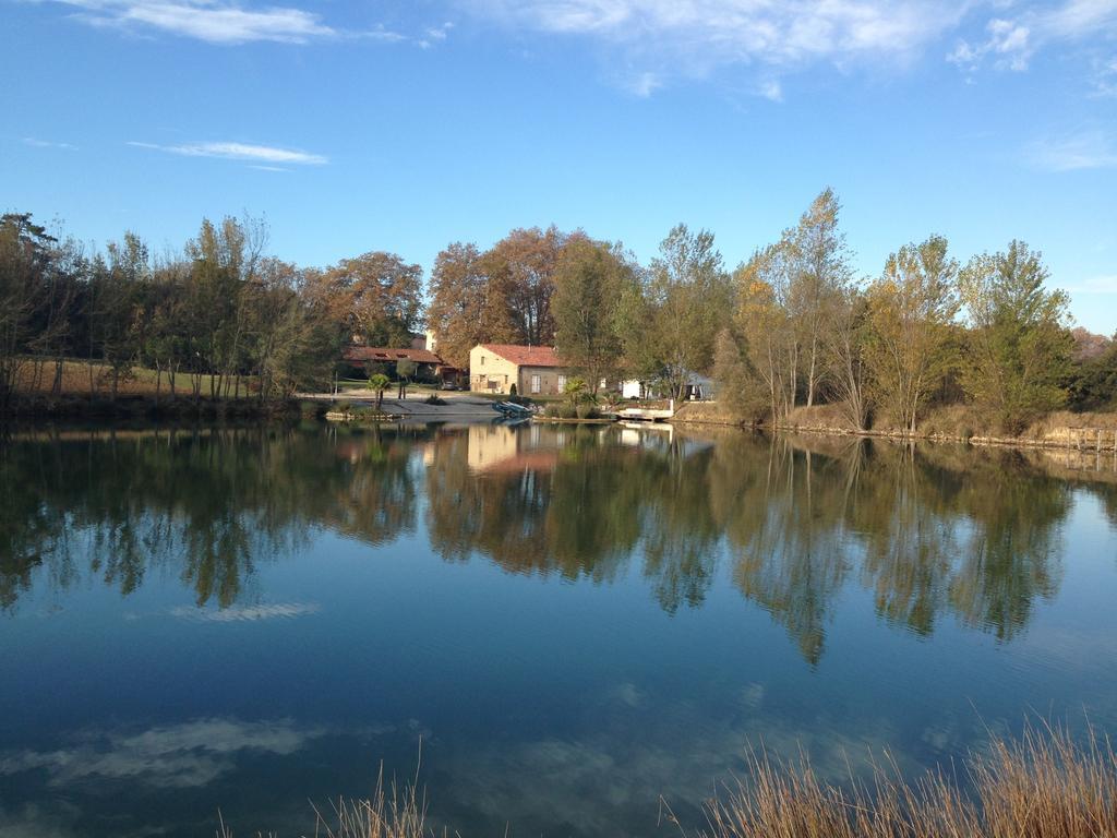 Le Lac De Crivito Bed and Breakfast Caraman Εξωτερικό φωτογραφία