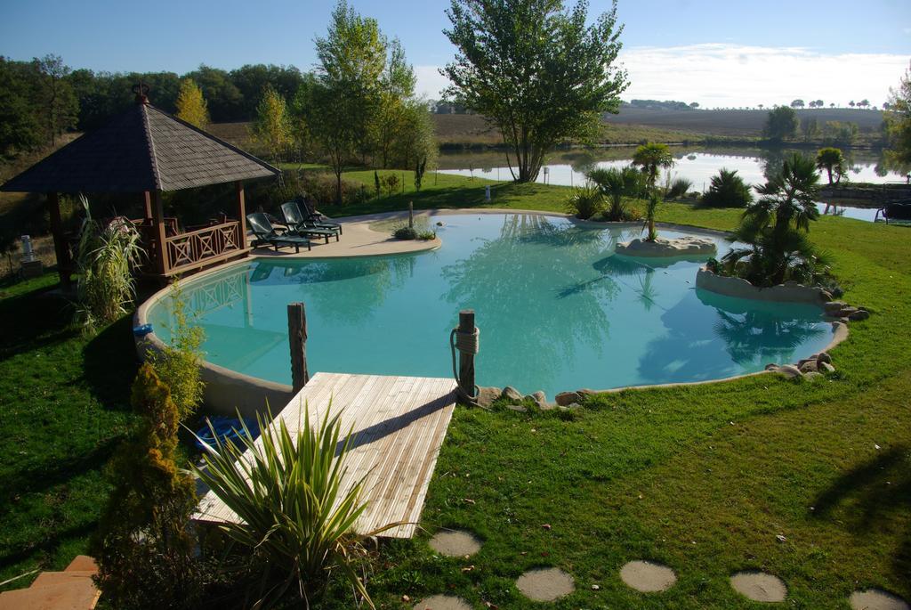 Le Lac De Crivito Bed and Breakfast Caraman Εξωτερικό φωτογραφία
