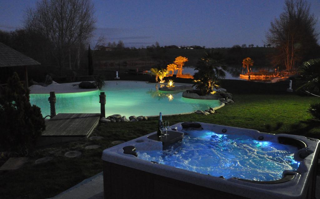 Le Lac De Crivito Bed and Breakfast Caraman Εξωτερικό φωτογραφία